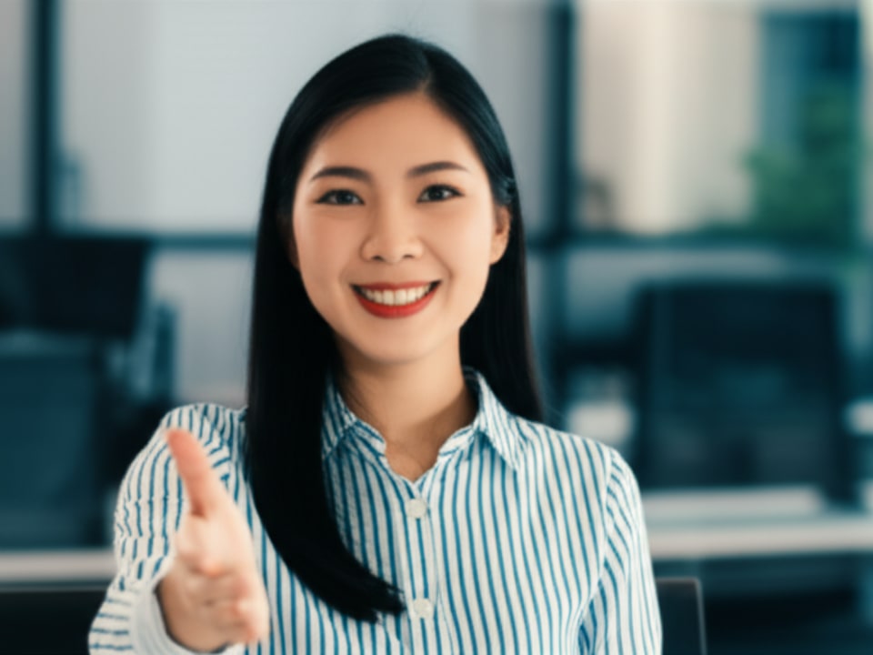 Liên hệ để nhận tư vấn và nâng tầm kinh doanh xe máy của bạn với website chuyên nghiệp.